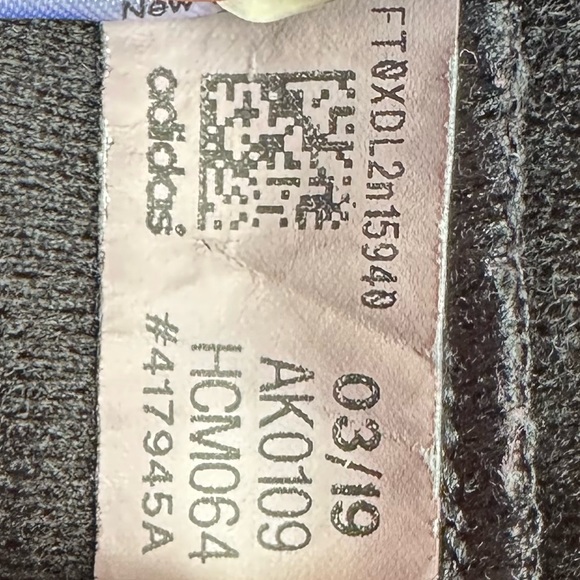 ADIDAS classic track pants (youth) - Picture 5 of 9